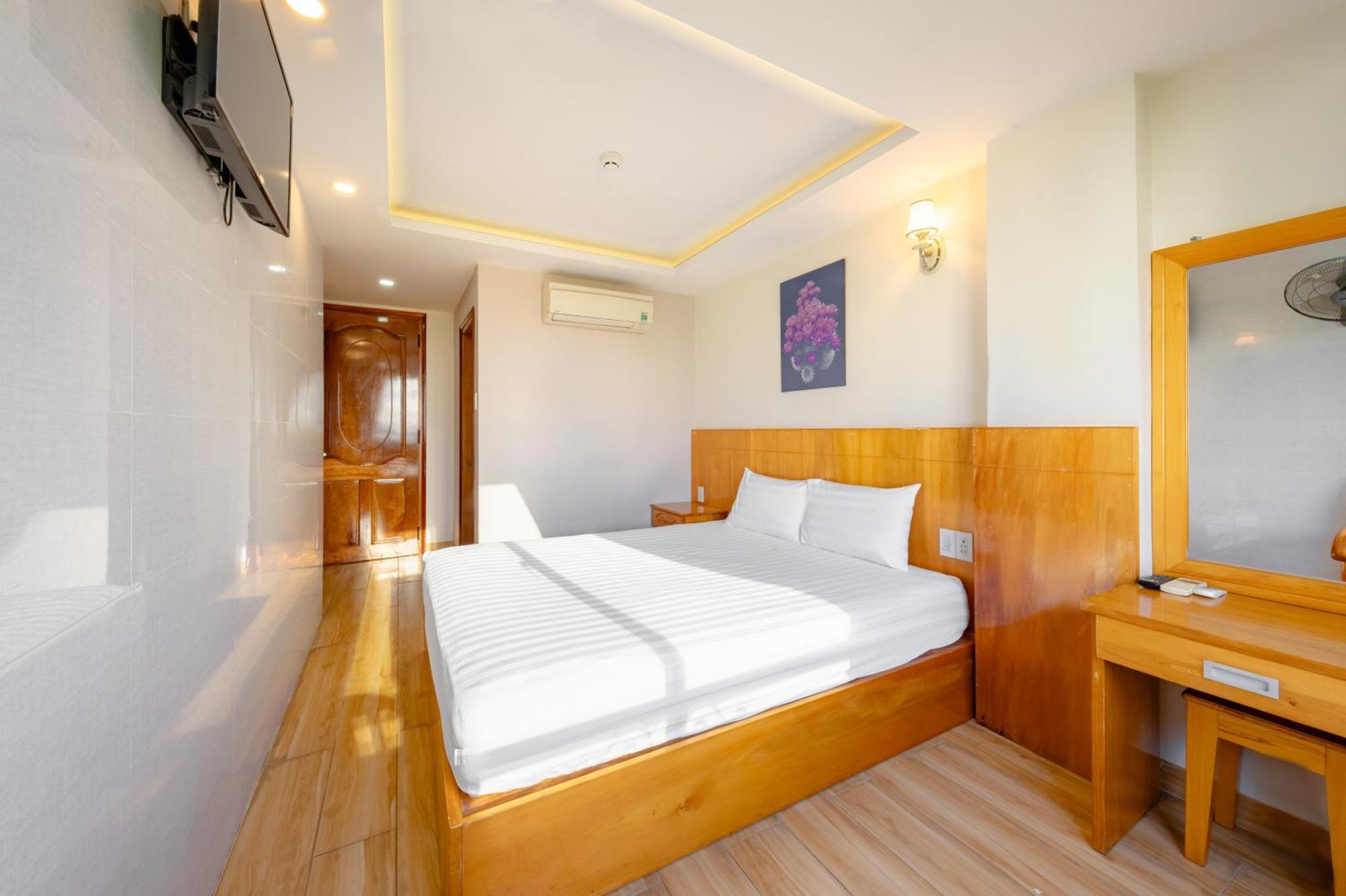 Hang Nga Hotel Nha Trang Exterior photo